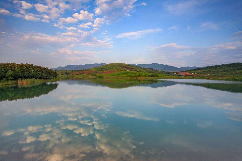 江苏宜兴张渚:14只水库变身生态旅游新名片