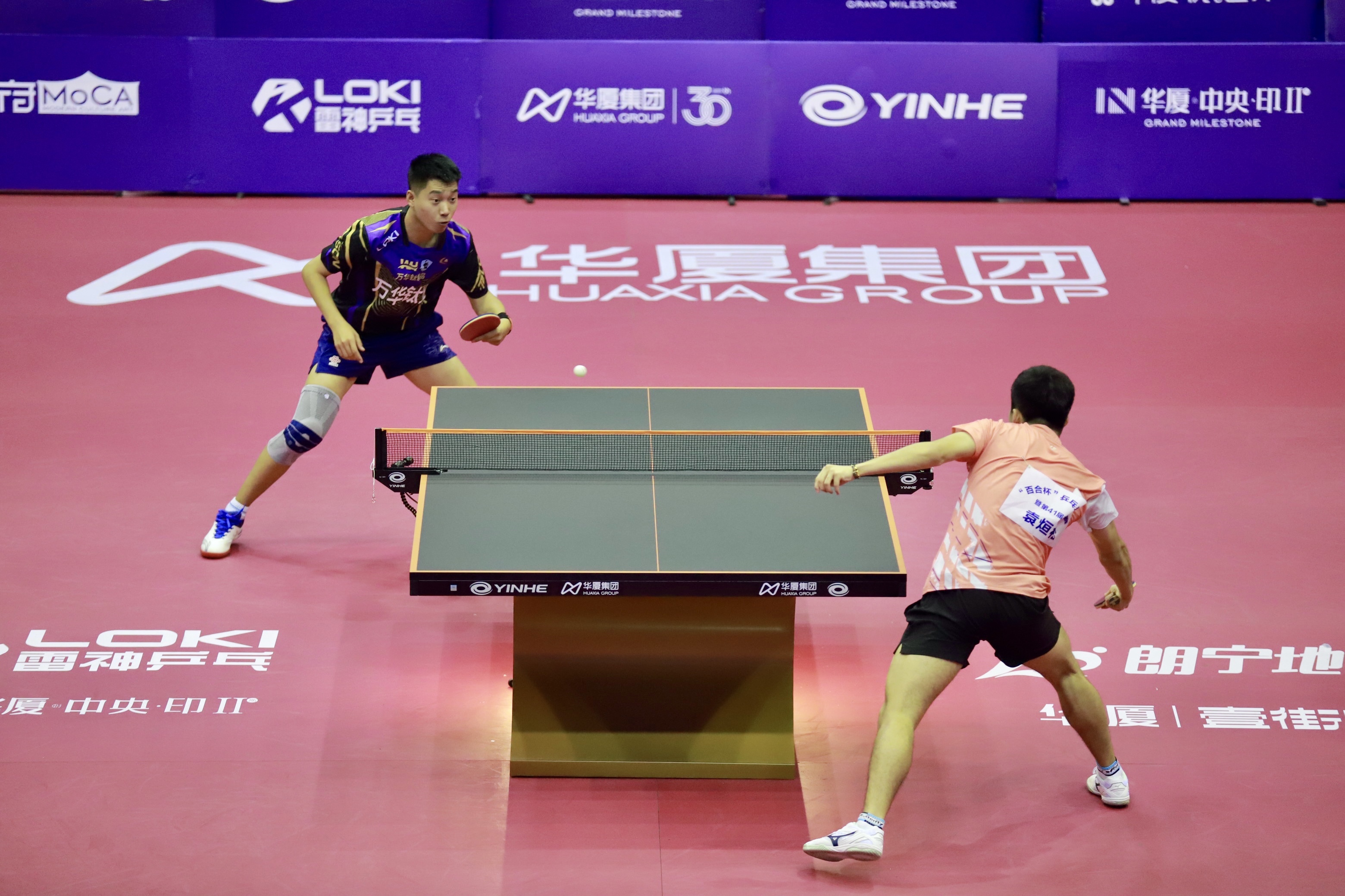 女子队方面,西安萌雅队斩获冠军,陕西秦商酒队和瑞丰石油队分获亚军和