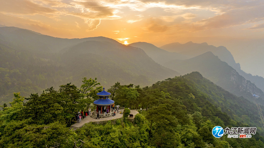 九江：登庐山含鄱口 赏日出景观（图）