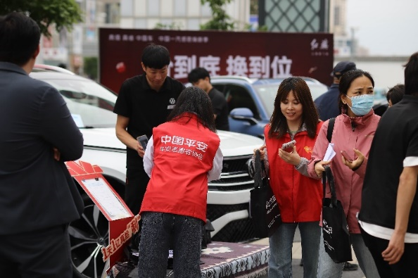 图片：“百城焕新购车节”廊坊站现场