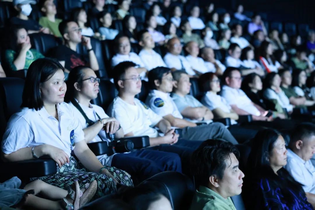 纪录电影《藏羚王之宝贝日记—极地追踪》首映