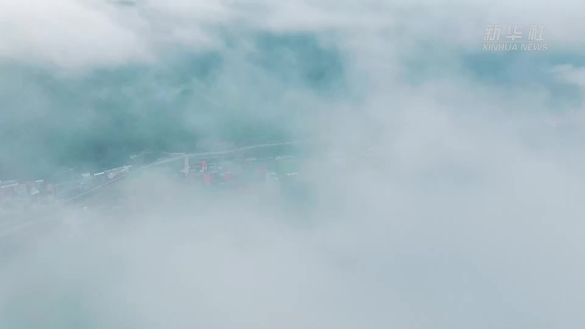 千城胜景｜陕西佛坪县：雾绕山城 云海如画