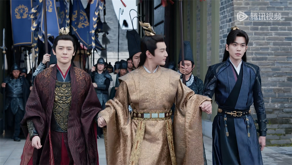 “咱们仨把日子过好，比什么都重要。”