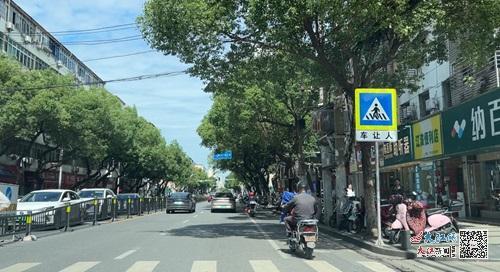 南京西路其他路段均设有非机动车道