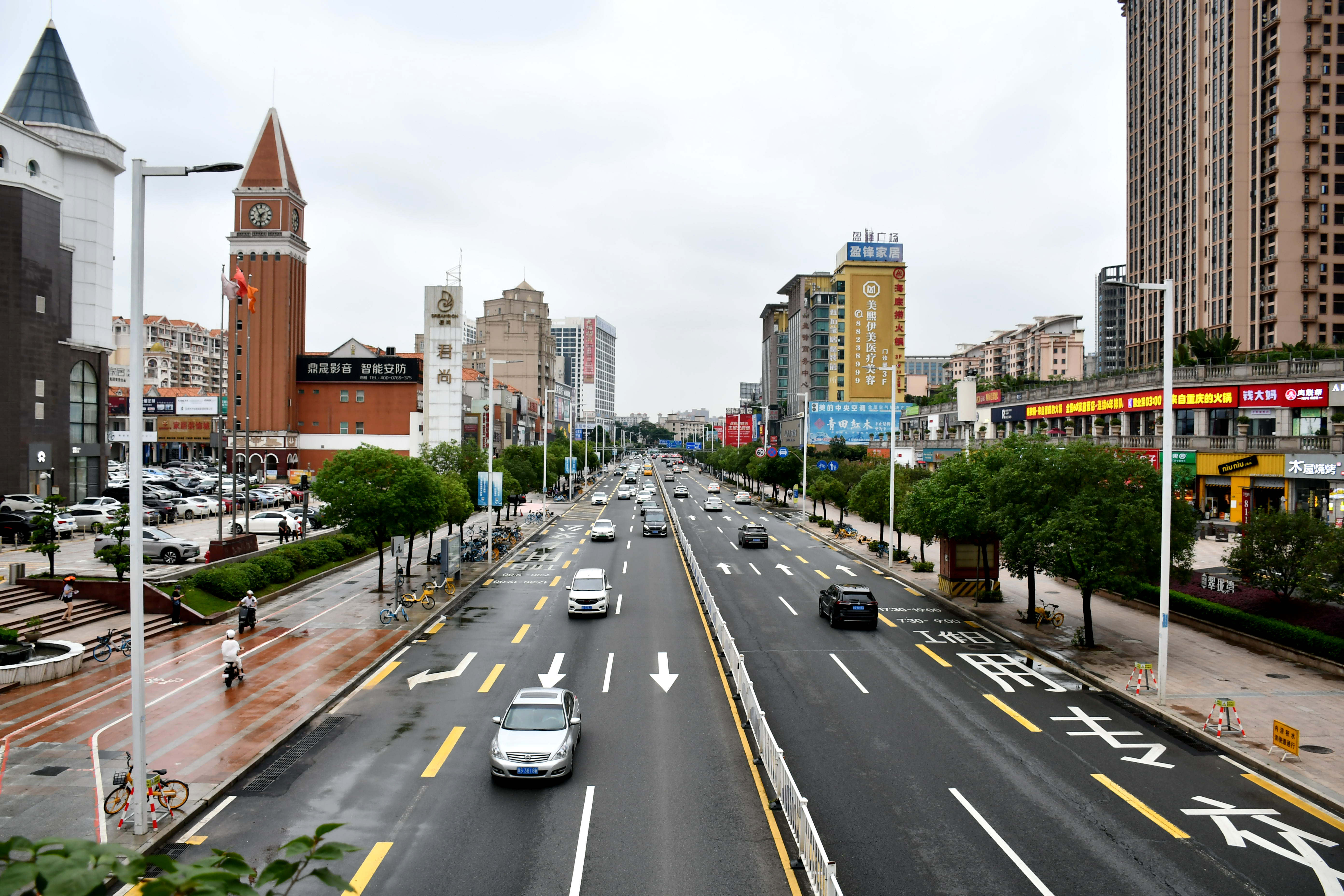 东莞城管全力以"复",助力暴雨过后城市秩序井然