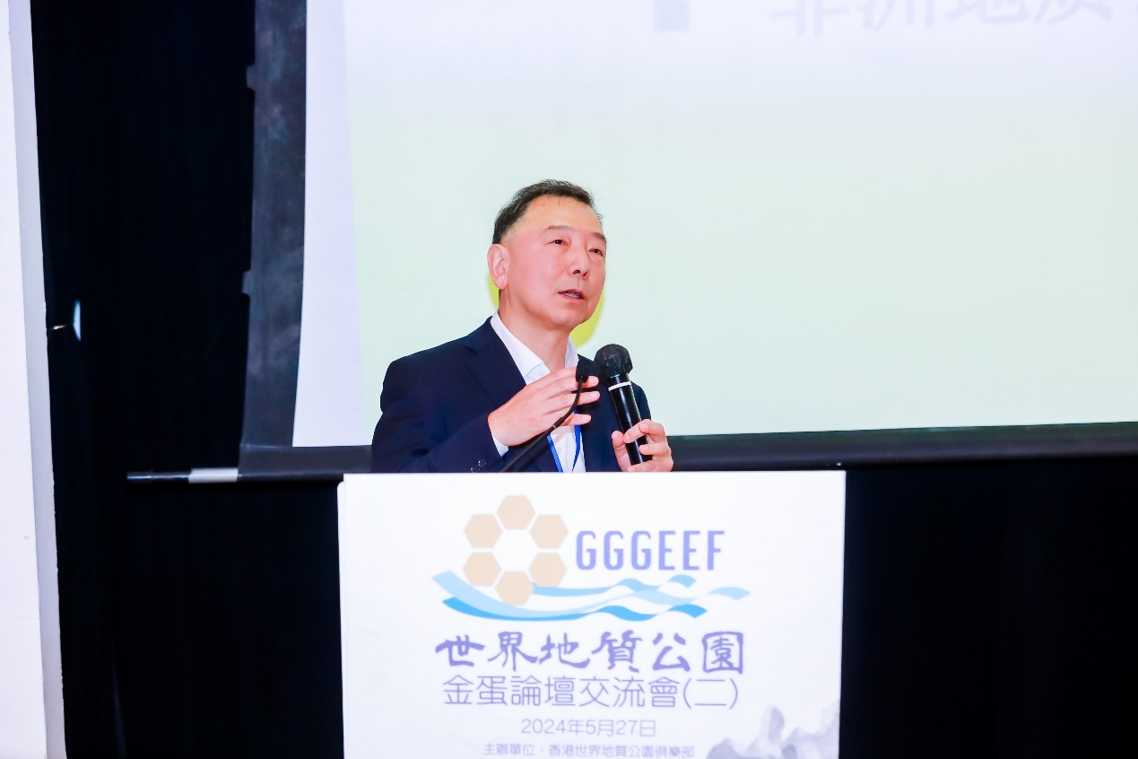 首席顾问: 李江风博士