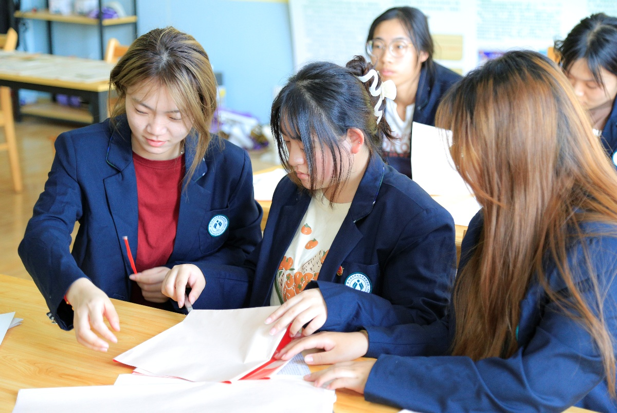 弘扬非遗传统文化 树立廉洁育人新风