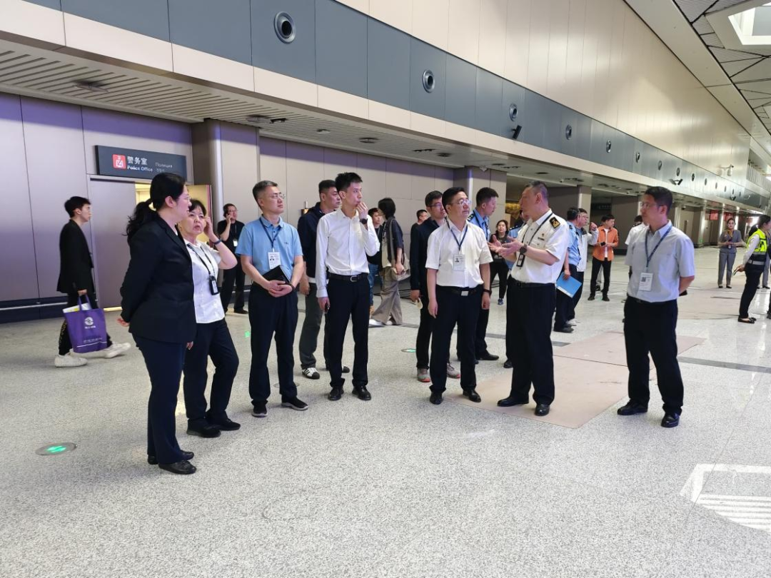 孙永文率队赴哈尔滨太平国际机场调研亚冬会抵离工作