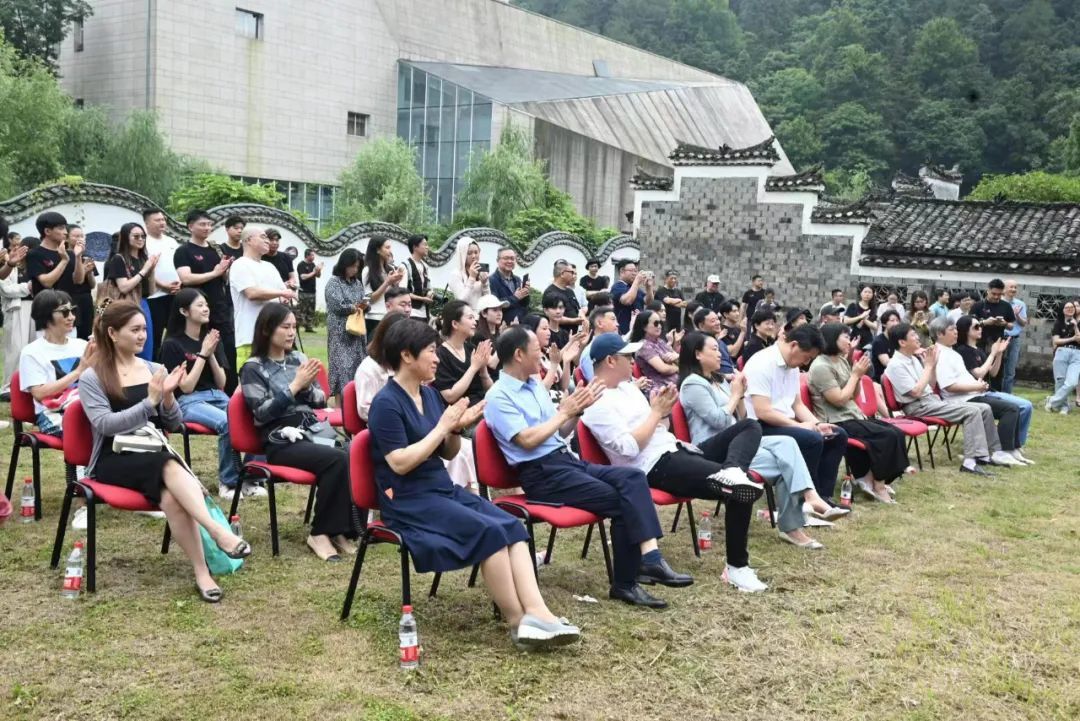 这部电视剧在景德镇陶瓷大学开机