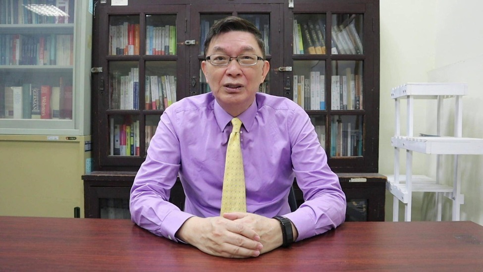 台大教授苑举正：台大没有一个学生以被视为民进党人为荣的，年轻人转变非常快，都想来大陆看看