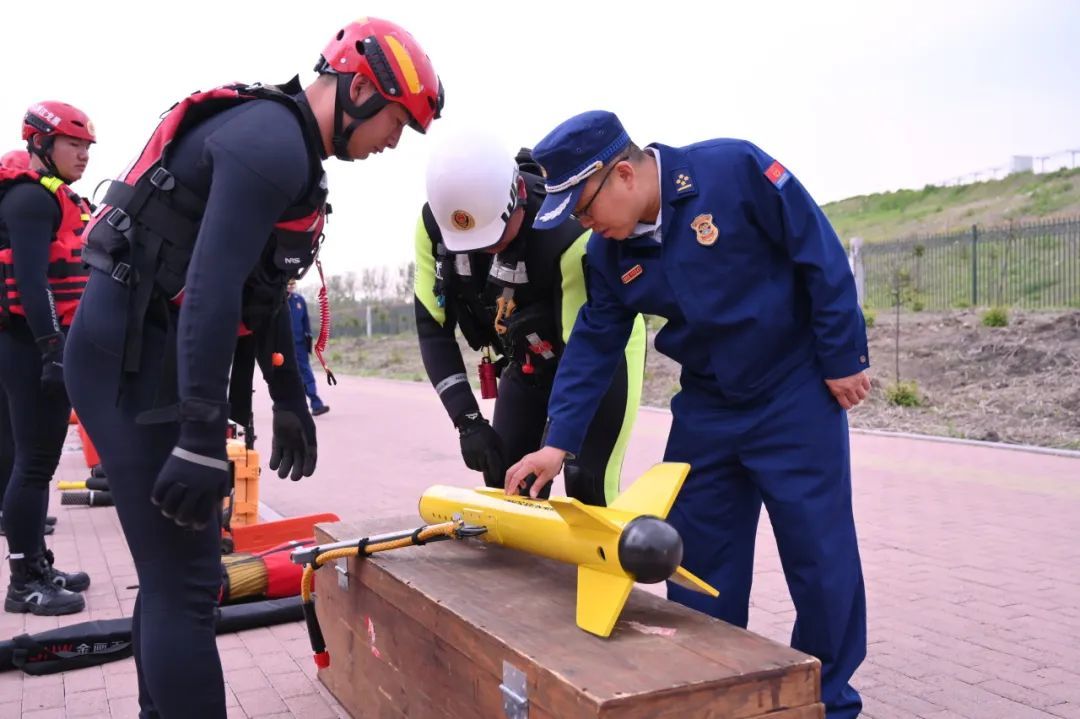 哈尔滨市消防救援支队开展水域救援拉动实战演练凤凰网黑龙江