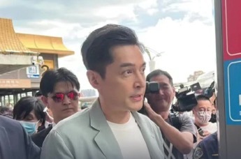 胡歌：我的乡音有台湾口音么？主持人：有的 我们觉得很亲切 胡歌：说明我们不分彼此