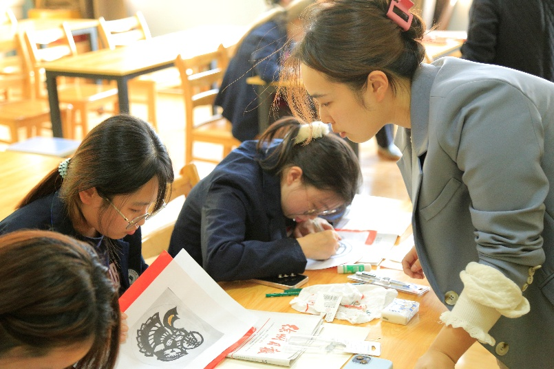 弘扬非遗传统文化 树立廉洁育人新风