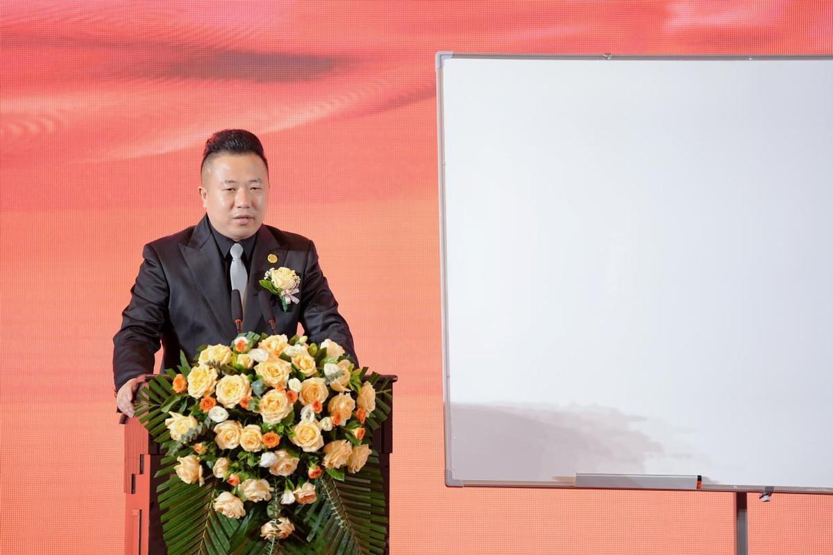 金社服战略规划师丁娄主任剖析商业模式