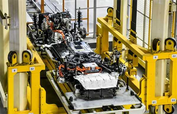 吉利又一车成了 领克07 EM-P第1万台量产下线:用时1个月