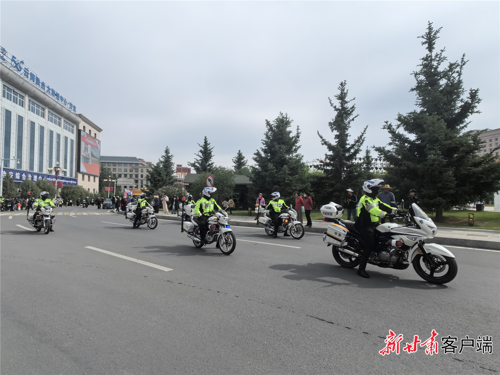 骑警保障赛事安全