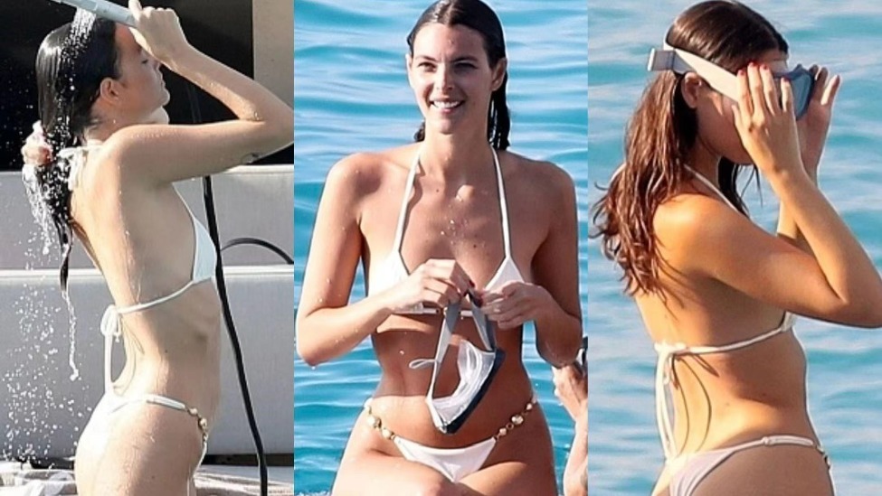 “小李子”超模女友维多利亚·切蕾蒂海边度假 身穿比基尼身材好到爆封面图