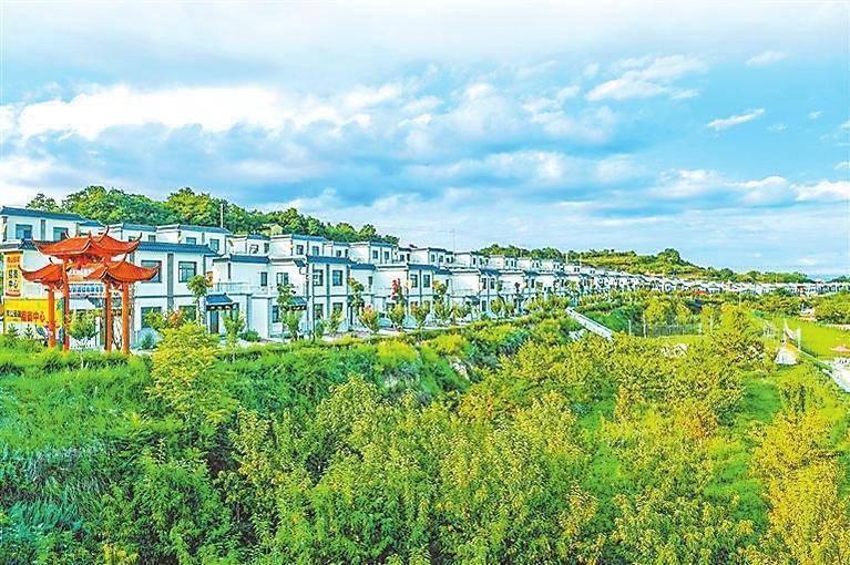 秦州区玉泉镇李官湾村