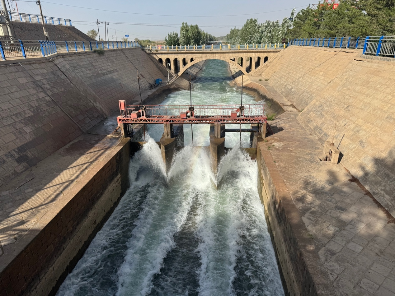 红崖山水库放水口
