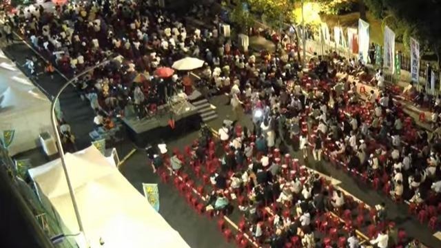 民進黨組織“青鳥”上街主辦方嗨喊現場7000人，臺網友諷：有陰陽眼？