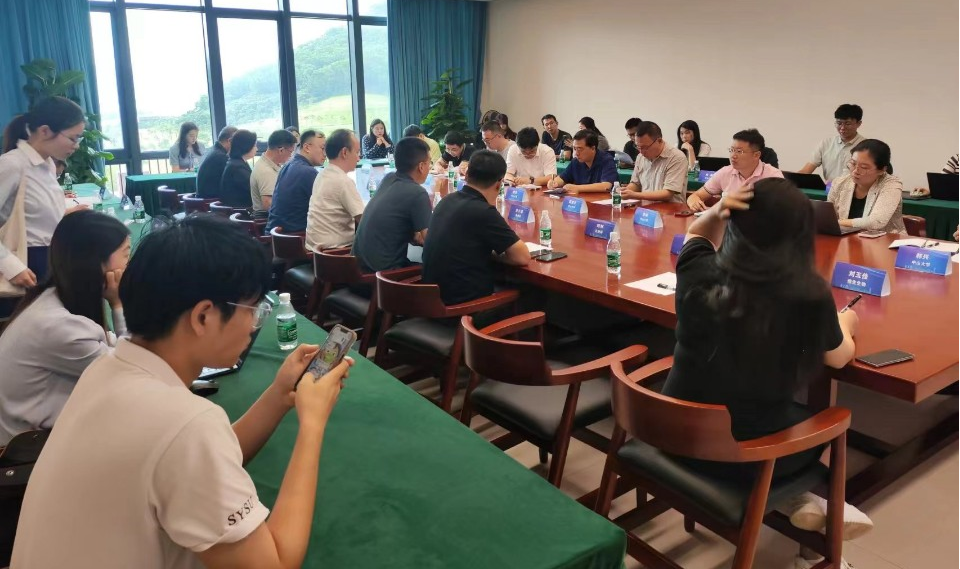 与宁同行 携手共进|宁波银行深圳光明支行开展“走进中山大学——波波知了医疗器械行业专场宣导会”活动