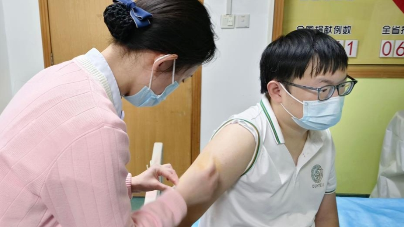 救人还是上课?这些选择优先救人的医生为学生们上了最好的一课_凤凰网