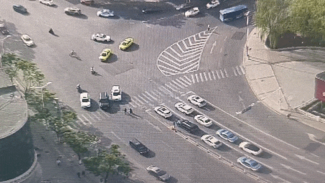 甘肃曝光交通典型案例　直击现场惊险画面