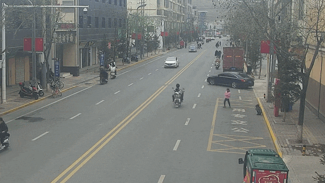 甘肃曝光交通典型案例　直击现场惊险画面