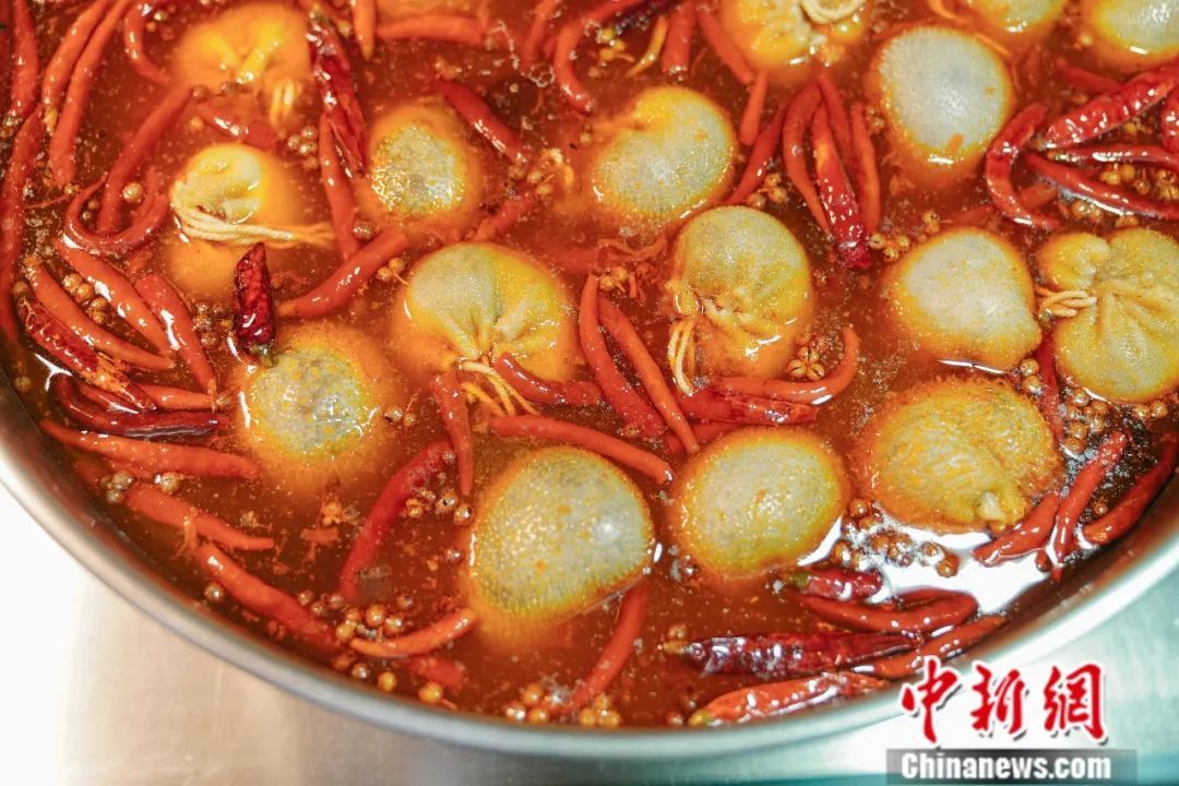 图为兰州夜市的美食　兰州市城关区官方供图