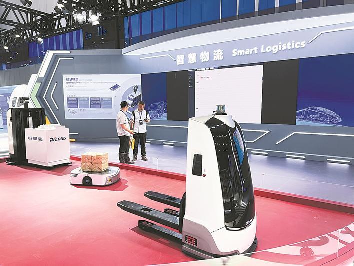 河北地龙物联科技发展有限公司依靠多设备协同实现全局无人化。