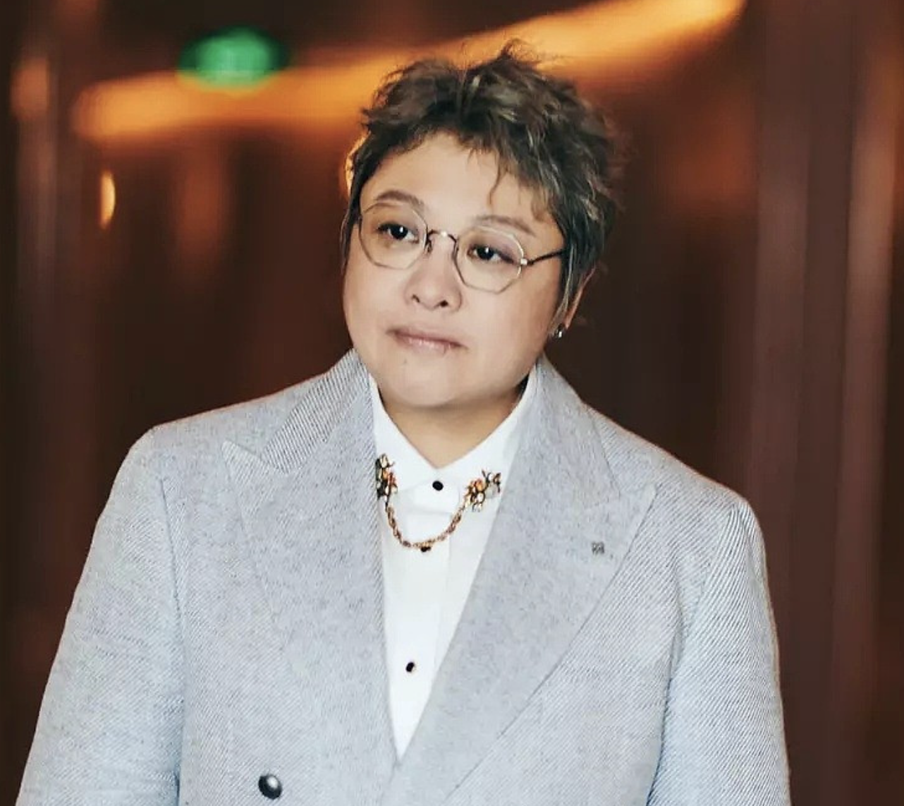 请战成功？知情人士曝韩红将参加《歌手》