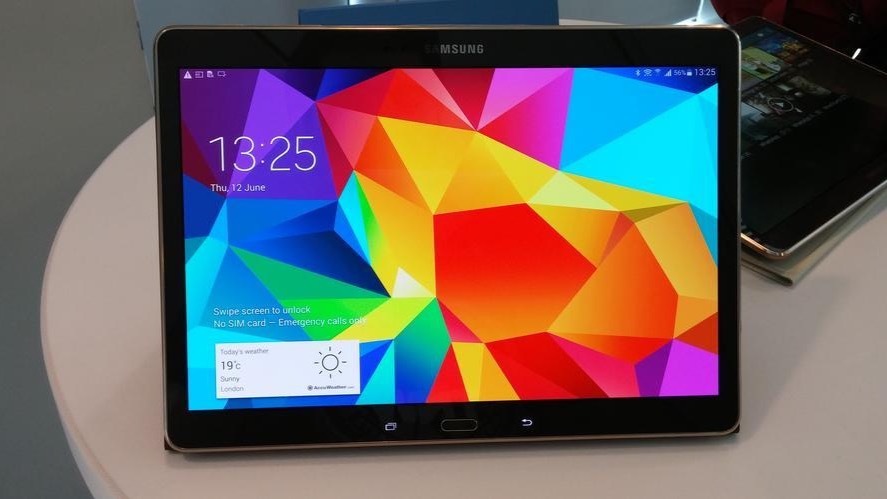 三星Galaxy Tab S10 Ultra平板：14.6英寸劉海OLED屏
