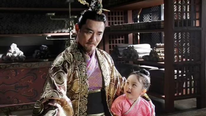 还记得《知否》的小明兰吗？饰演《难哄》中的小桑稚？