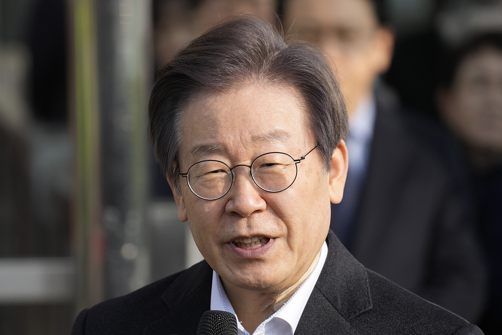 韩国最大在野党党首李在明辞去党首职务，寻求连任