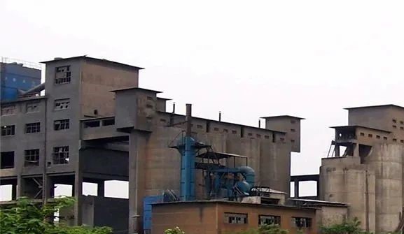 △ 大王山曾集聚数十家建材、水泥、化工企业。