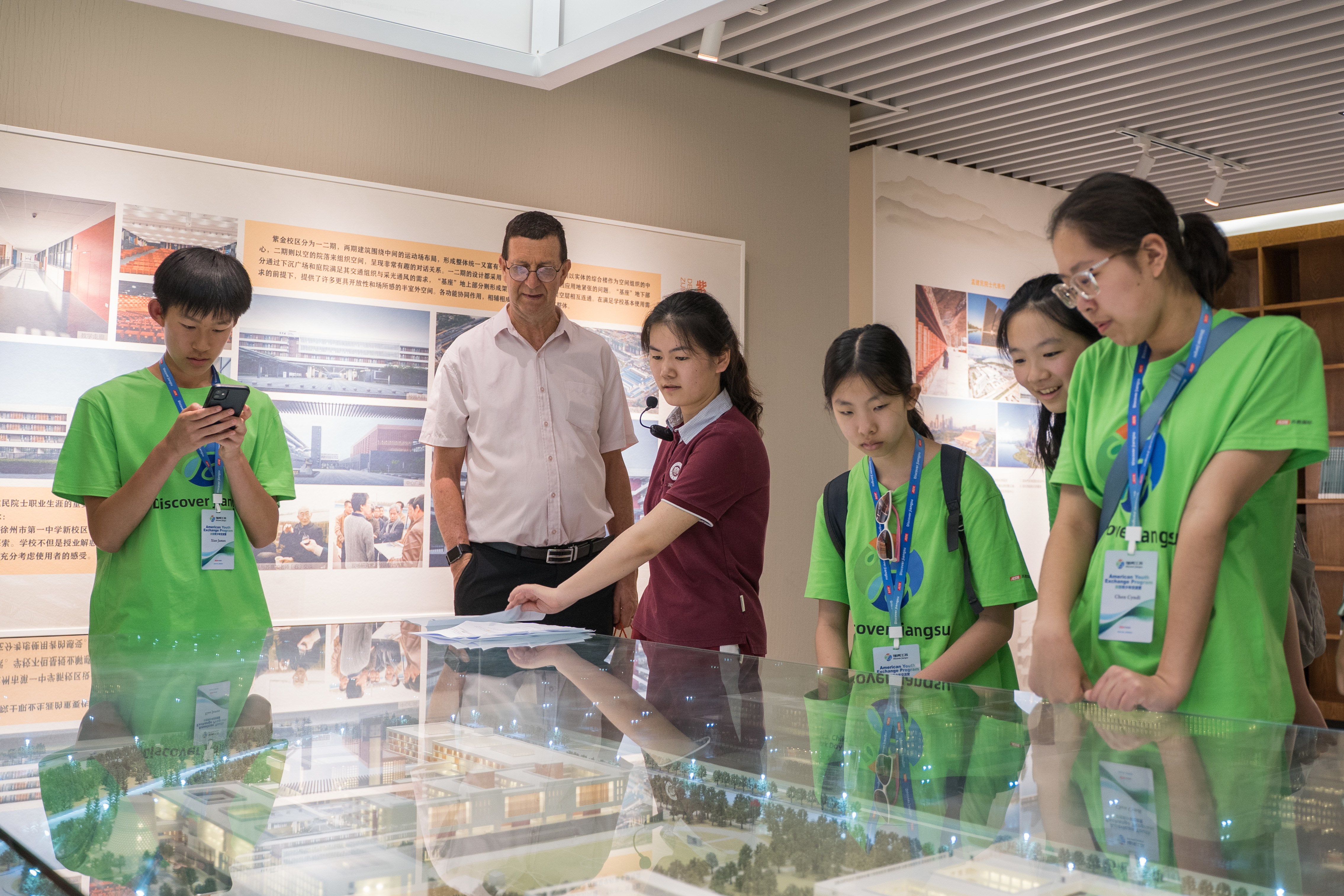 “锦绣江苏”徐州站： 打卡博物馆、品尝地锅鸡、体验梆子戏……美国学生说“很酷”！