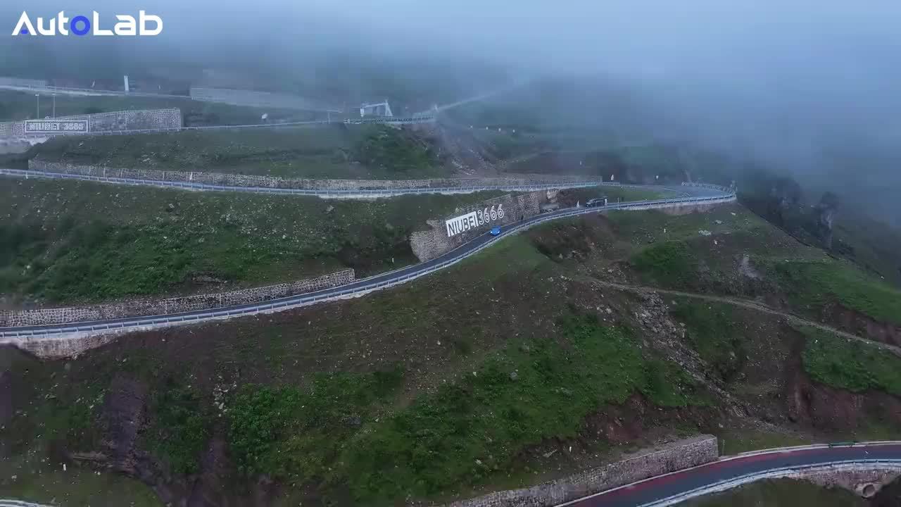 穿越牛背山：路特斯EMIRA跑山实拍