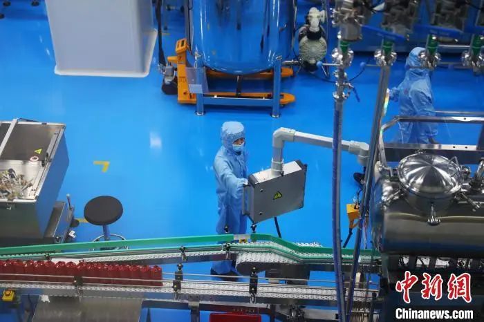 赣江新区中医药科创城的智能化生产车间。刘占昆 摄