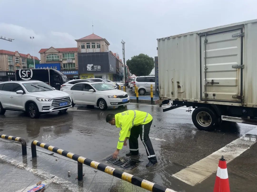 强降雨持续！防汛应急响应提升至三级！江西全力应对
