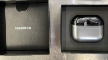 三星Galaxy Buds3 Pro耳機真機現身：銀灰色金屬質感，7月10日發佈