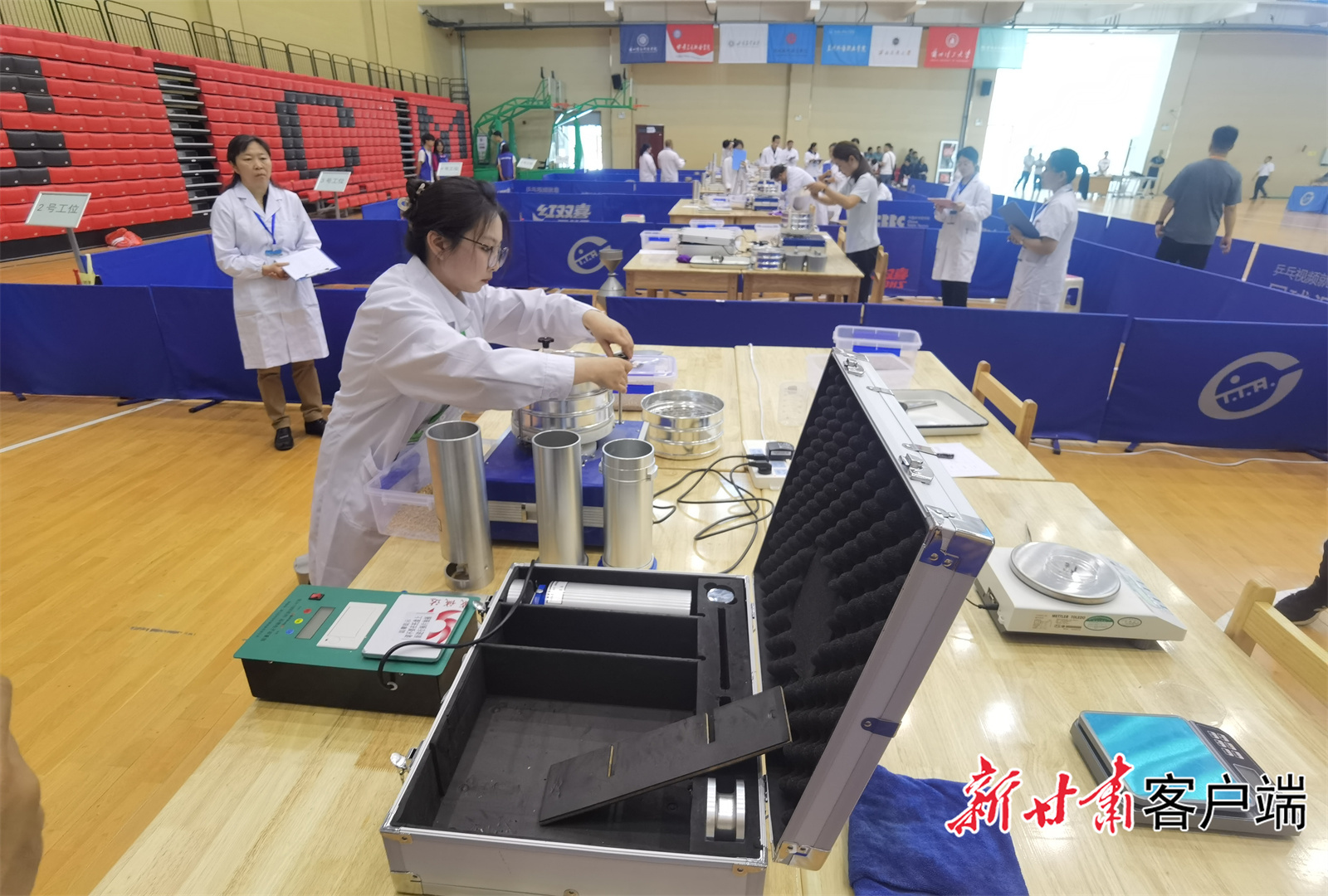 小麦验质定等比赛现场