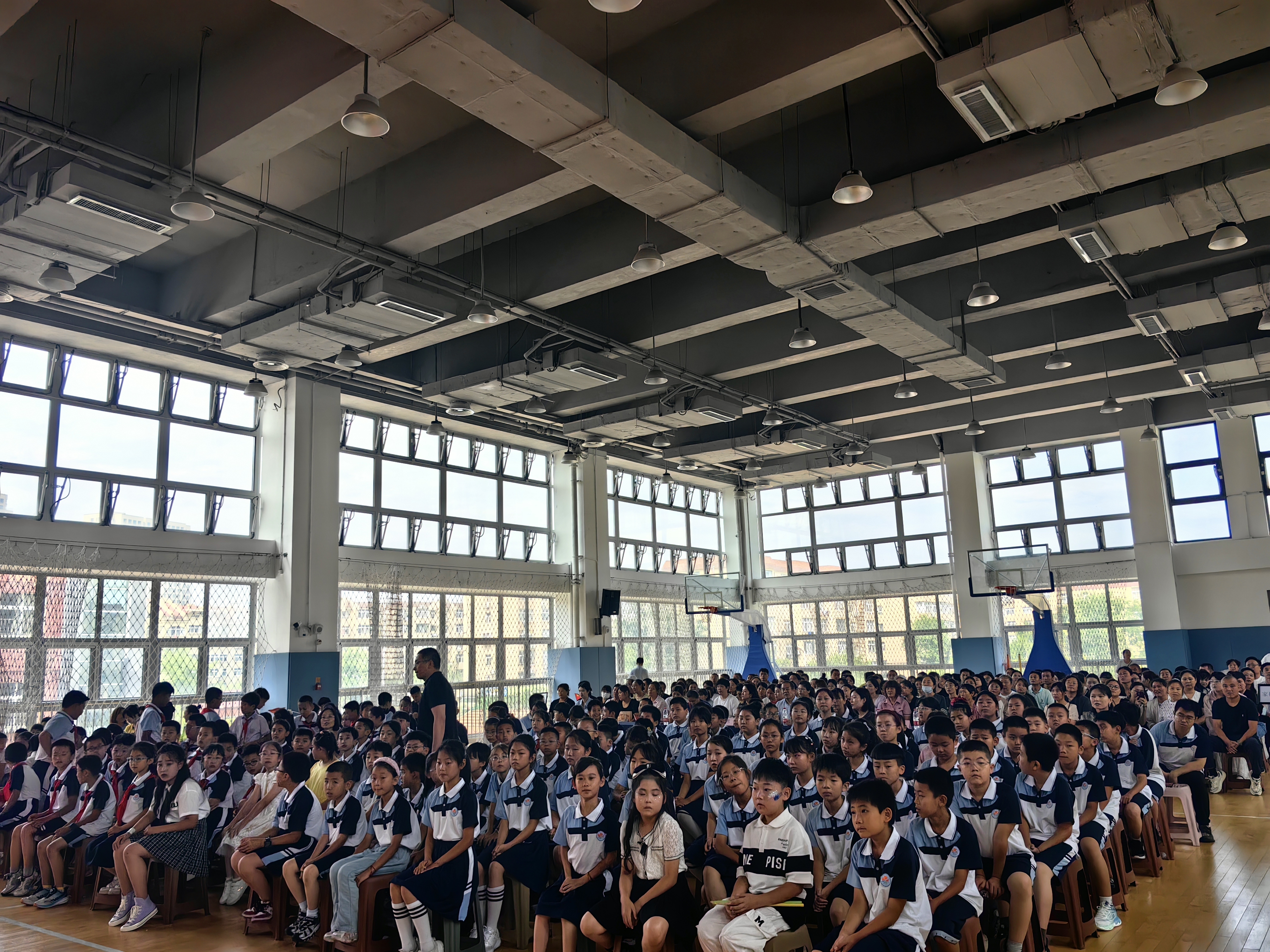 沧海品质|赓续革命精神 筑牢爱国印记——青岛市红色文化进校园活动在沧海路小学成功举行