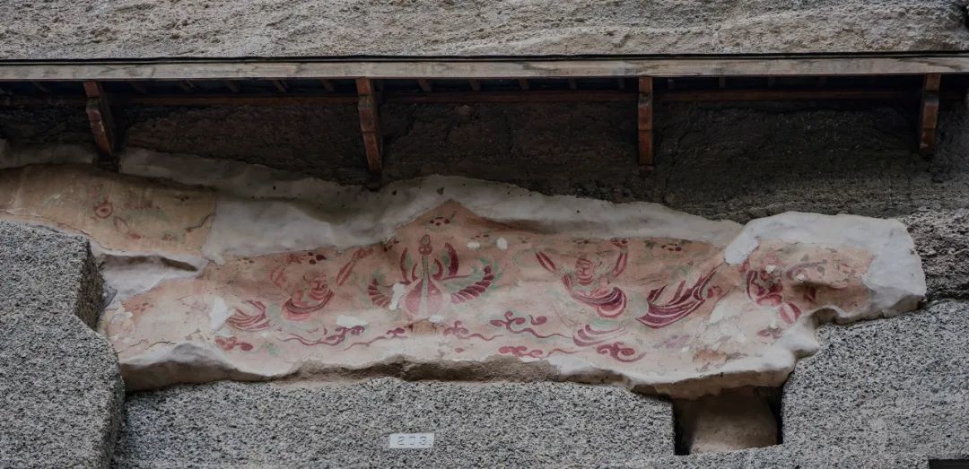 △在干燥的环境下，敦煌壁画色彩能保持千年。（图/图虫创意）