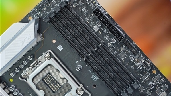 Intel Z890主板規格泄露：告別DDR4內存