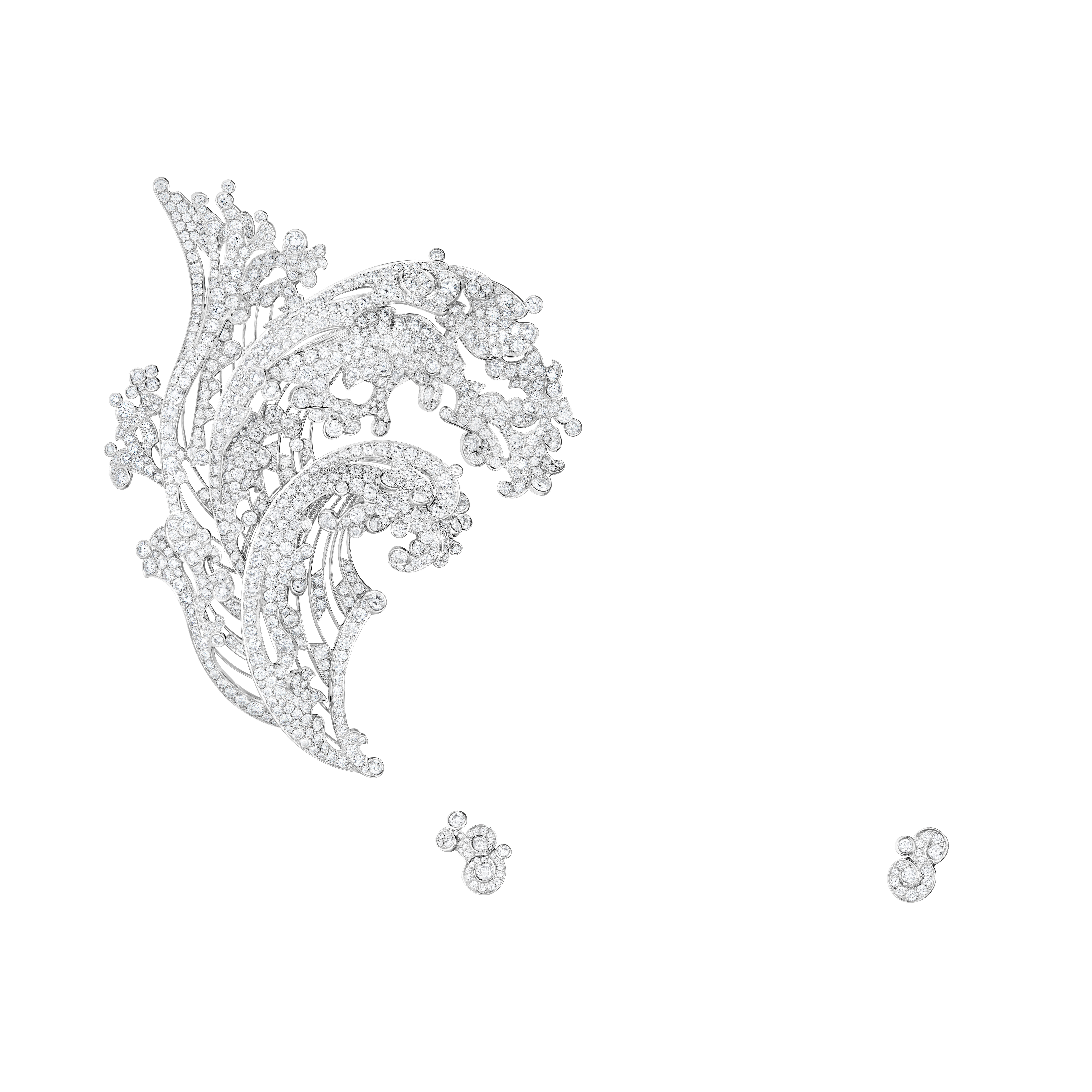 众星佩戴Boucheron宝诗龙全新Carte Blanche, Or Bleu高级珠宝系列耀现第77届戛纳国际电影节