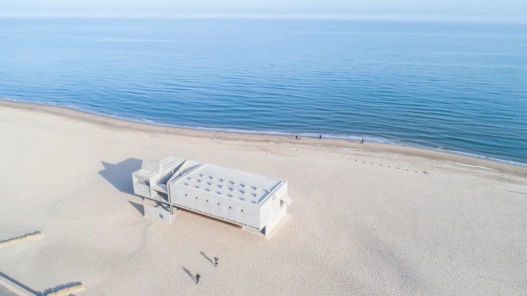 △阿那亚孤独图书馆。（图/视觉中国）