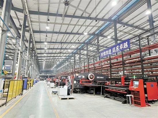 开平市任达电器实业有限公司依托开平交通和区位优势，以及扎实的产业基础，实现快速发展