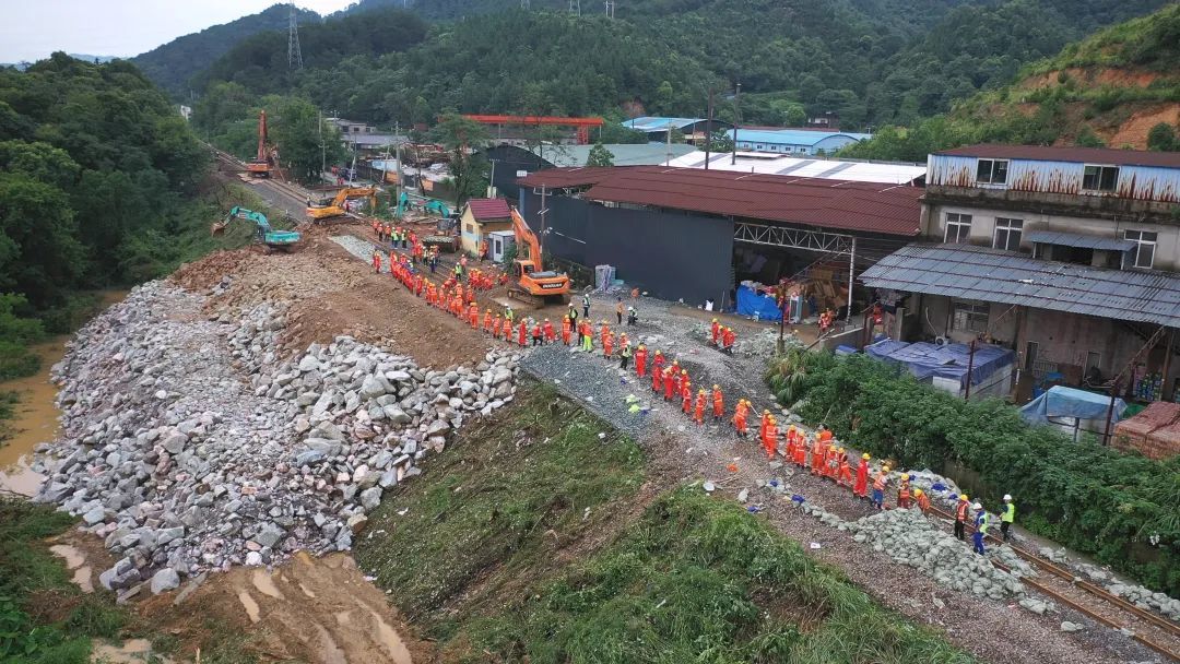 历经148小时抢修 皖赣铁路恢复运行凤凰网江西_凤凰网
