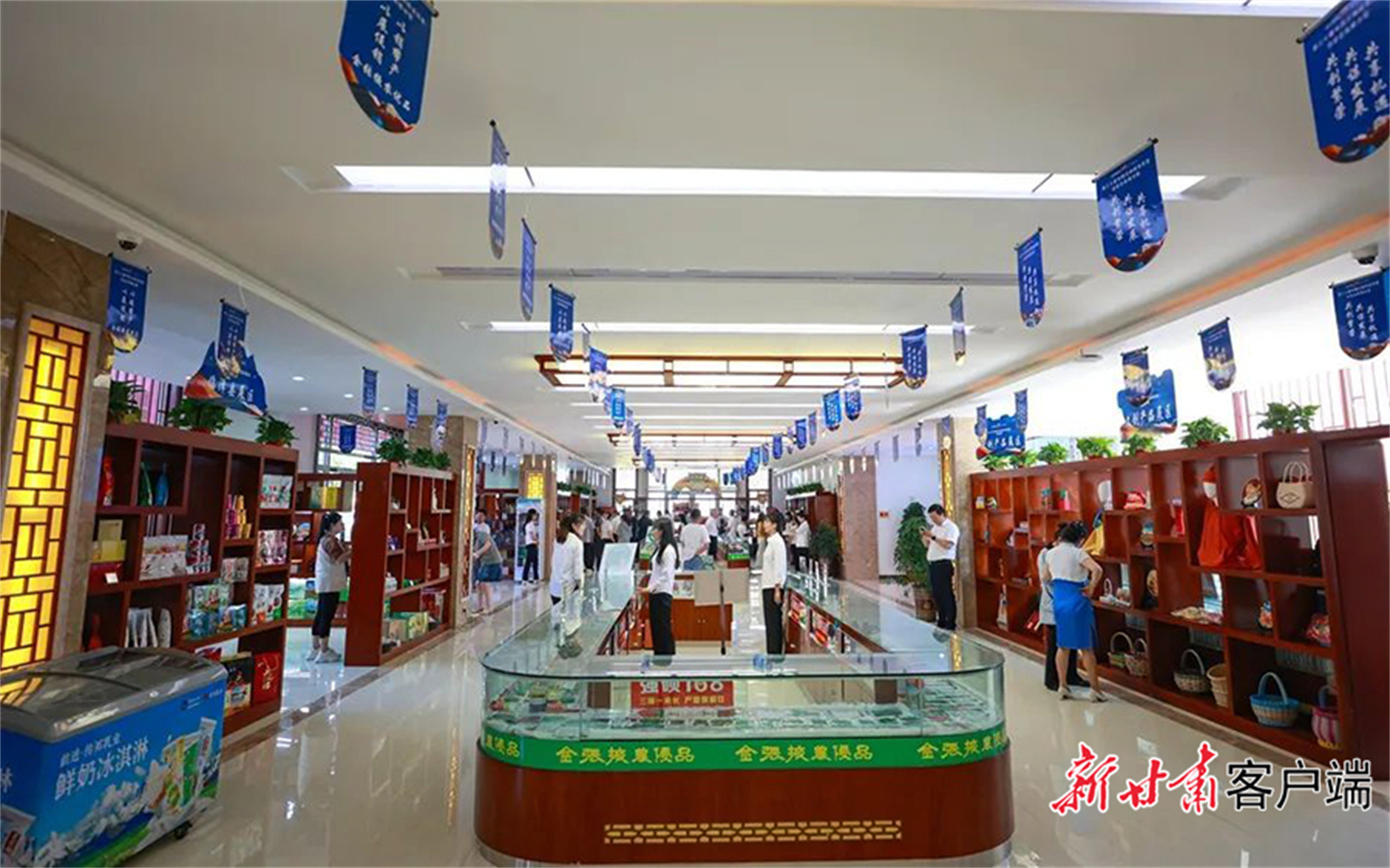 第三十届兰洽会“金张掖农优品”展馆