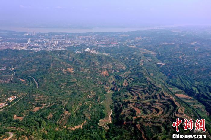 河南三门峡：三道塬上风光旖旎